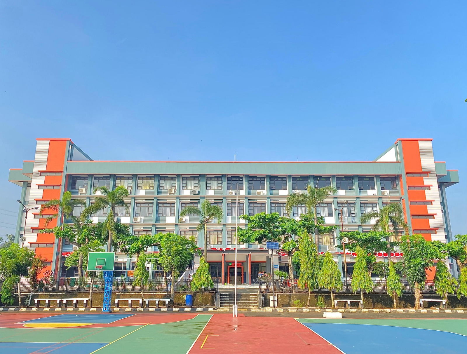 Teknik Jaringan Komputer dan Telekomunikasi